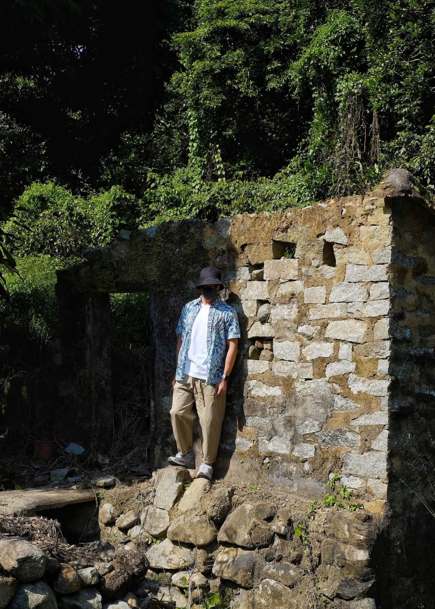 Sun Hat (Black) - A Yellow Object
